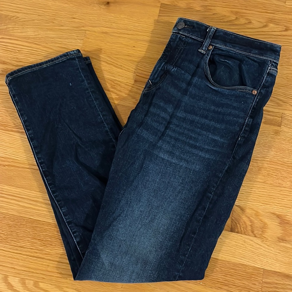 American Eagle, straight leg, Airflex +, men’s size 34/34